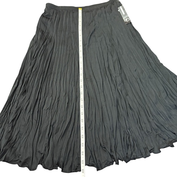 NWT New Directions Skirt Krinkled Pleated Flowy Black Elastic Waist Small - Picture 8 of 11